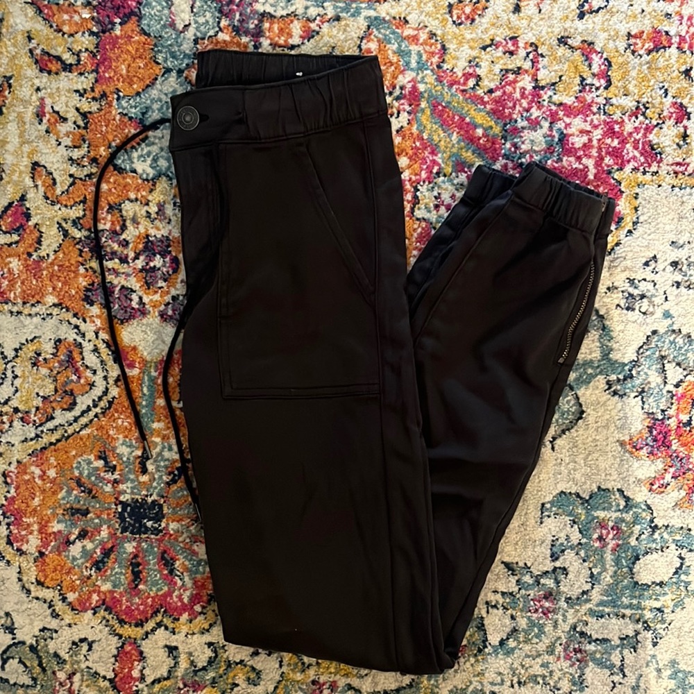 Black AE Jogger Pants